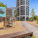 Breathtaking Castle View - Modern Sky Park ברטיסלאבה