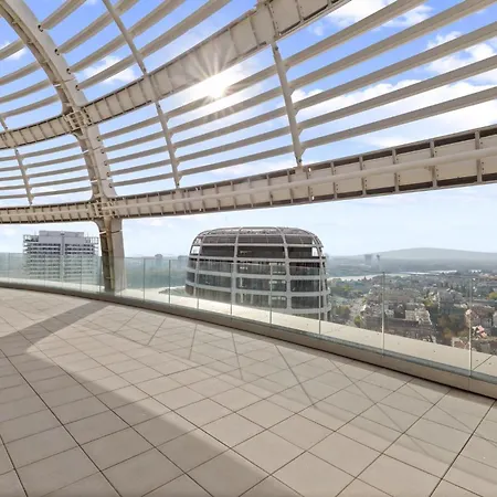 Apartament Breathtaking Castle View - Modern Sky Park