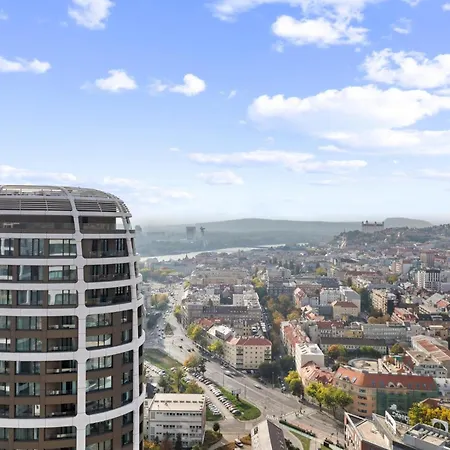 Apartament Breathtaking Castle View - Modern Sky Park Bratislava