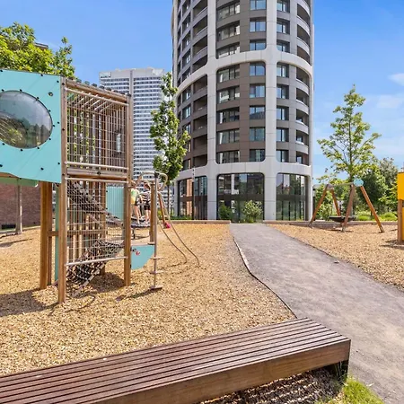 Breathtaking Castle View - Modern Sky Park Bratislava